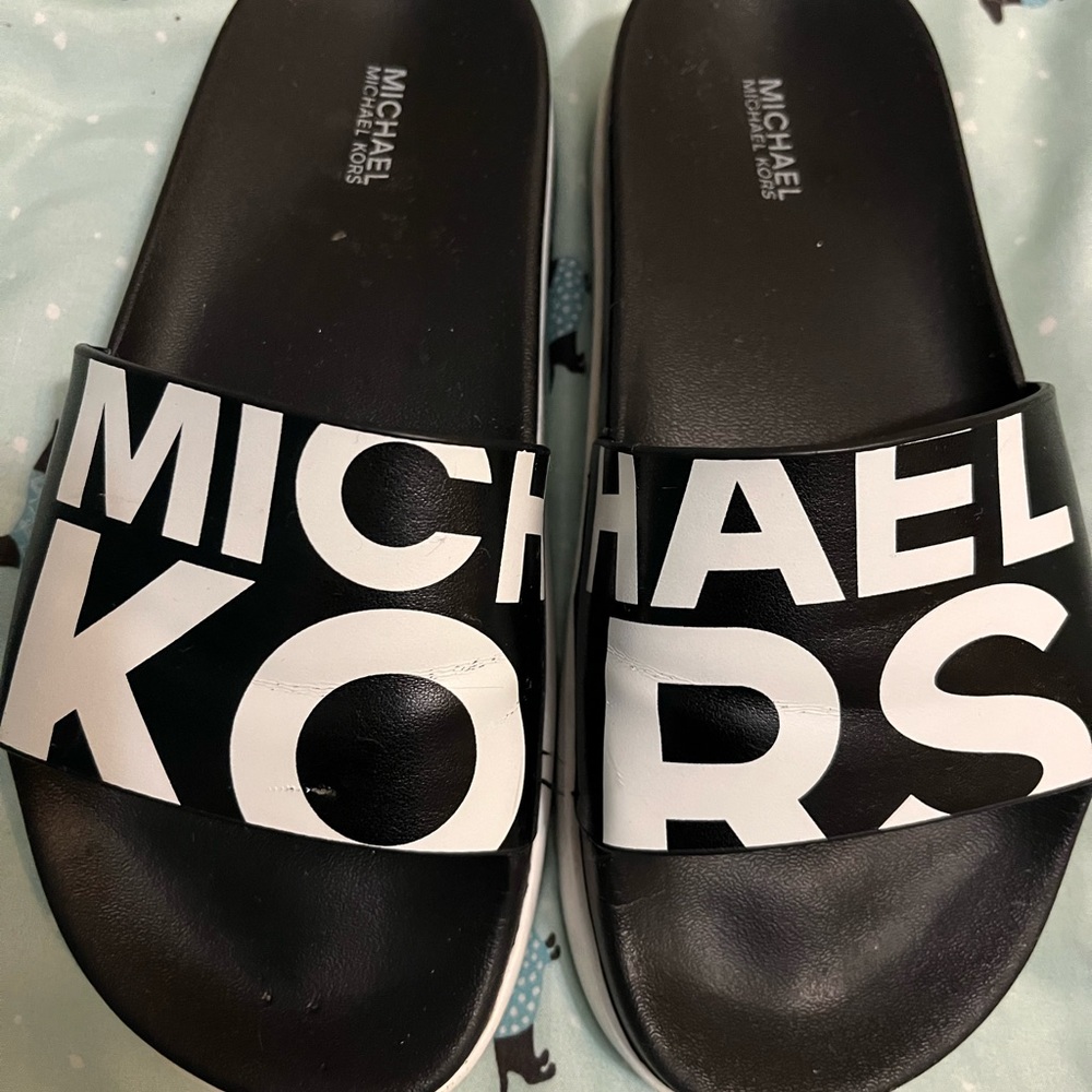 Michael Kors sandal’s